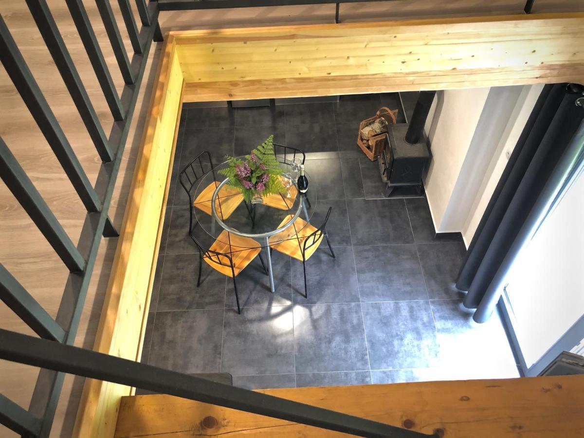 Mezonetovy Apartman S Terasou Na Samote V Lese Vlkava Exterior photo
