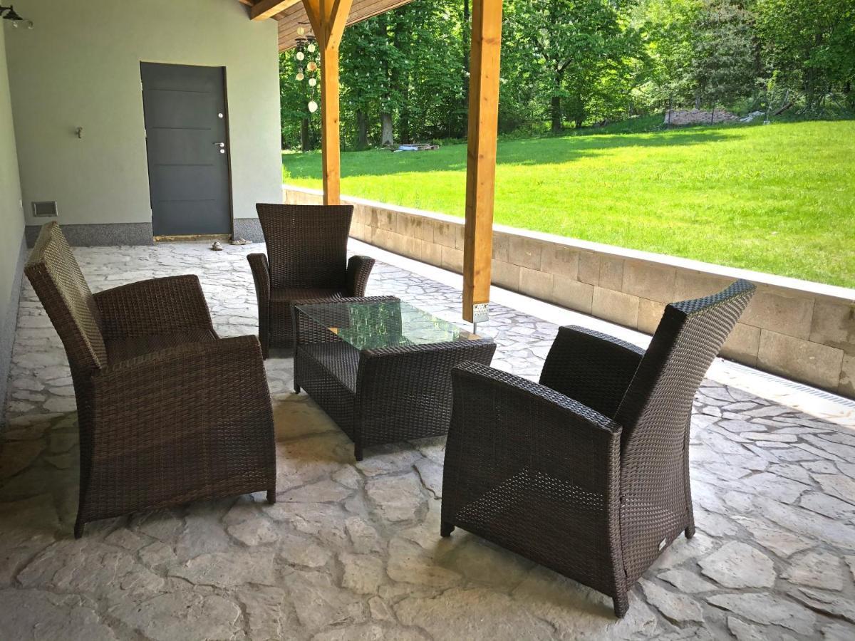 Mezonetovy Apartman S Terasou Na Samote V Lese Vlkava Exterior photo